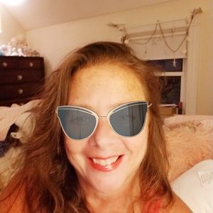 Meet your Posher, Sue